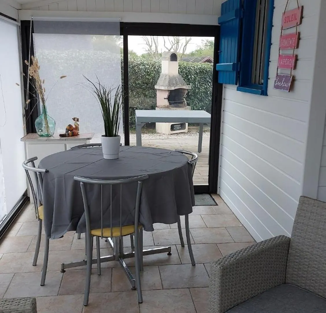 Chalet En Bois A 800M De La Mer Sarzeau 0*,
